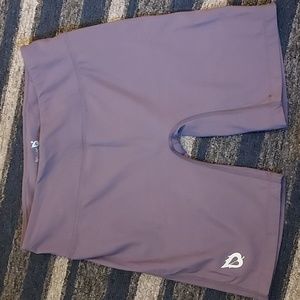 Baleful compression shorts